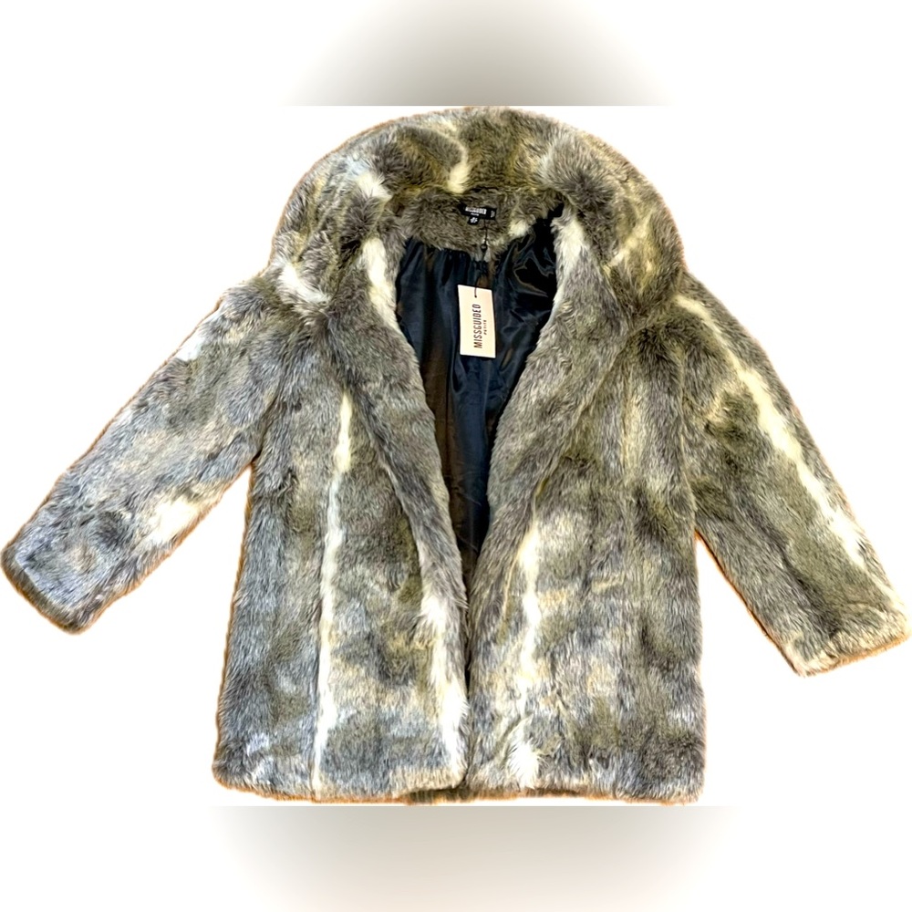 NWT Missguided Petite Nude Shawl Collar Faux Fur Coat